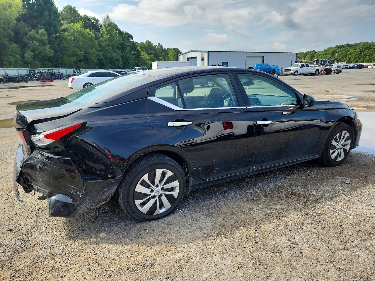 2023 Nissan Altima S - zdjęcie 3
