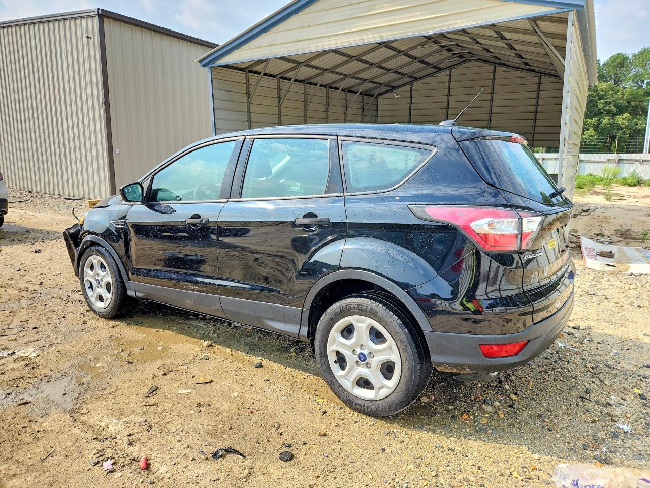 2017 Ford Escape S - zdjęcie 2