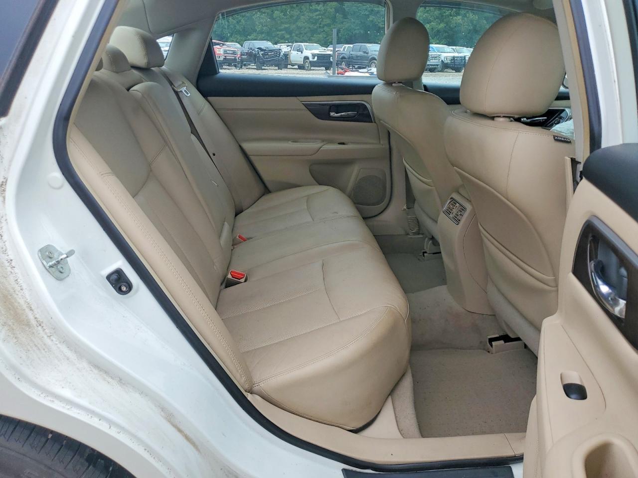 2013 Nissan Altima 2.5 - zdjęcie 10