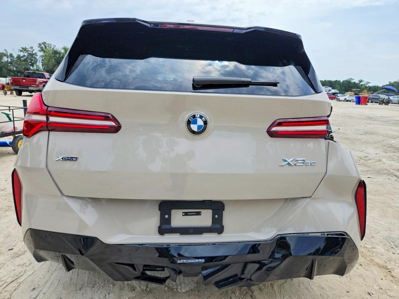 2026 BMW X3 30 xDrive - zdjęcie 6