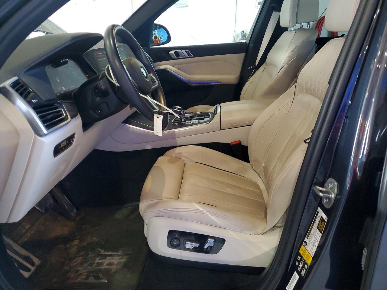 2022 BMW X5 xDrive40I - zdjęcie 7