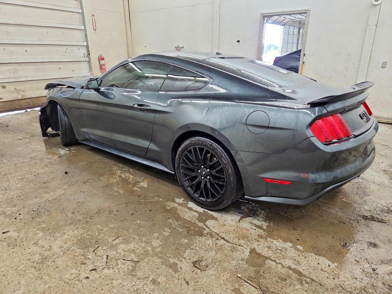 2016 Ford Mustang Gt - zdjęcie 2