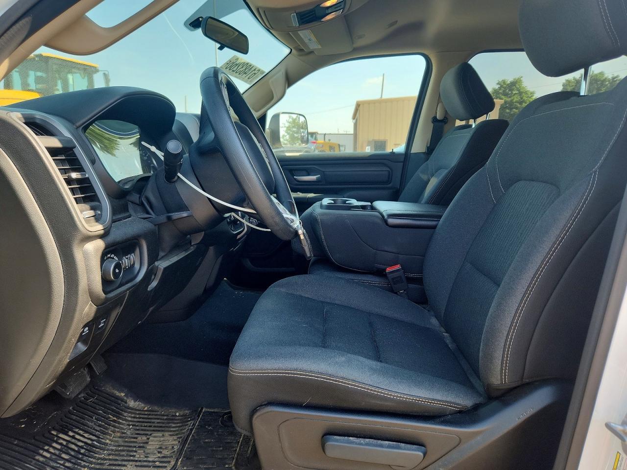 2019 Ram 1500 Tradesman - zdjęcie 10