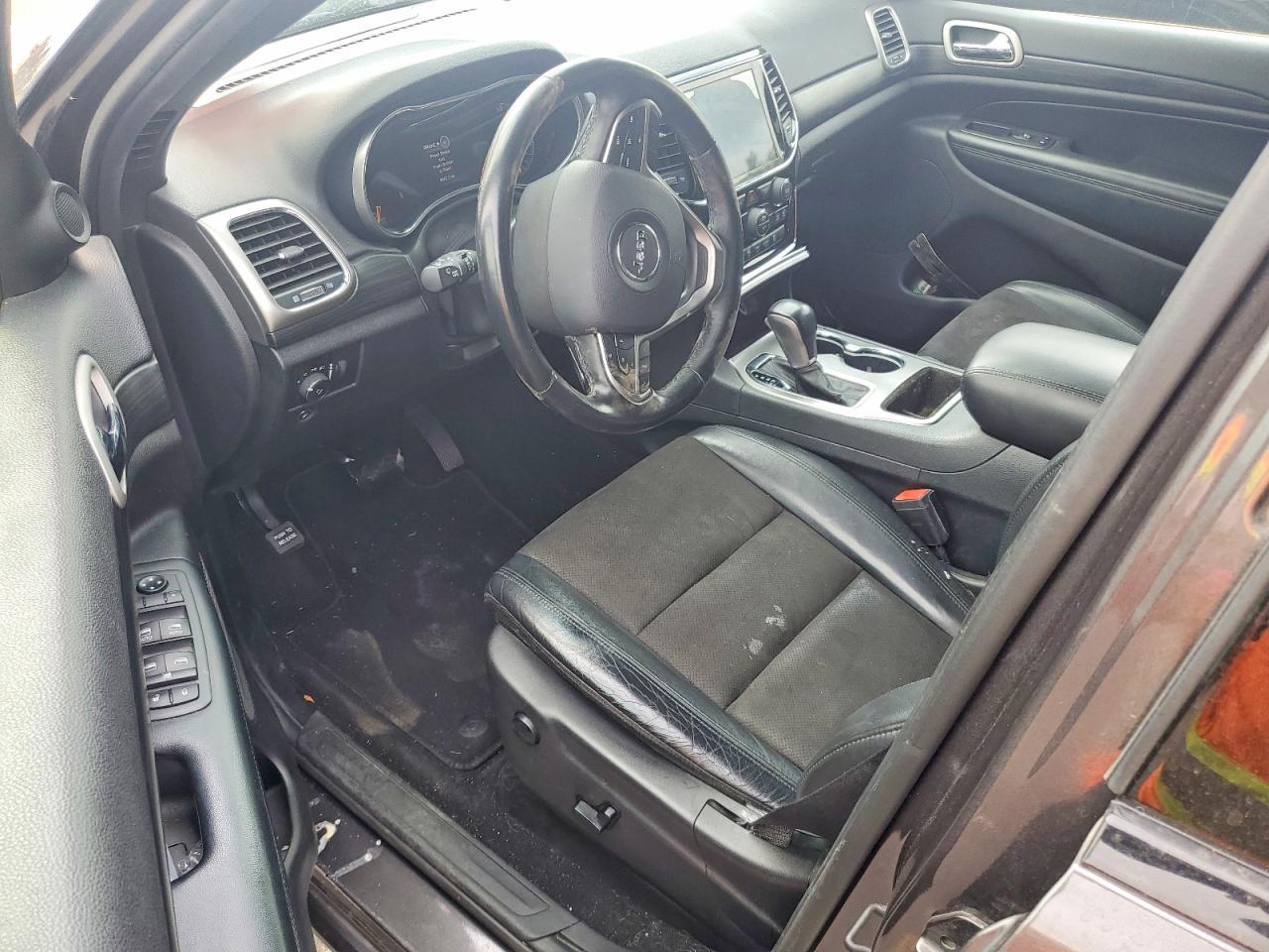 2020 Jeep Grand Cherokee Laredo - zdjęcie 8