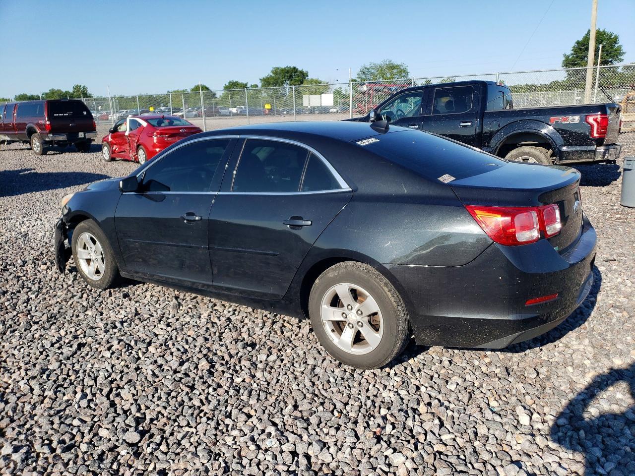 2014 Chevrolet Malibu Ls - zdjęcie 2