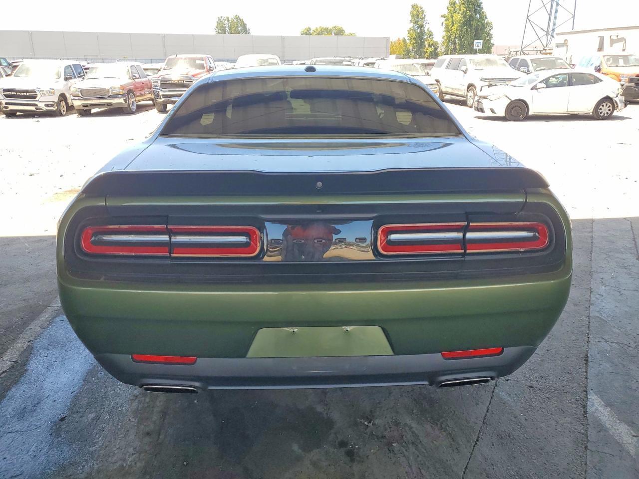 2021 Dodge Challenger Sxt - zdjęcie 6