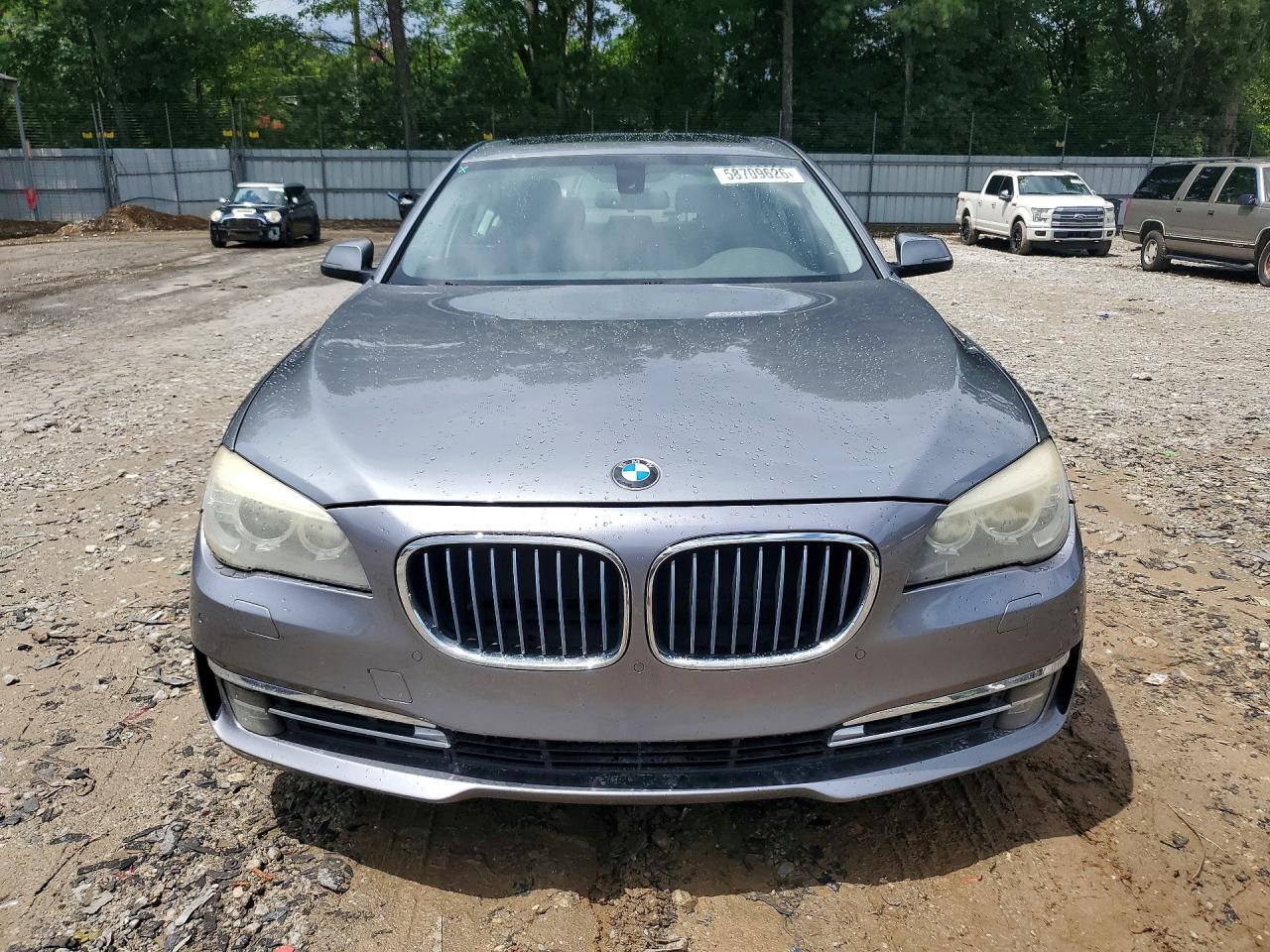 2013 BMW 740 I - zdjęcie 5