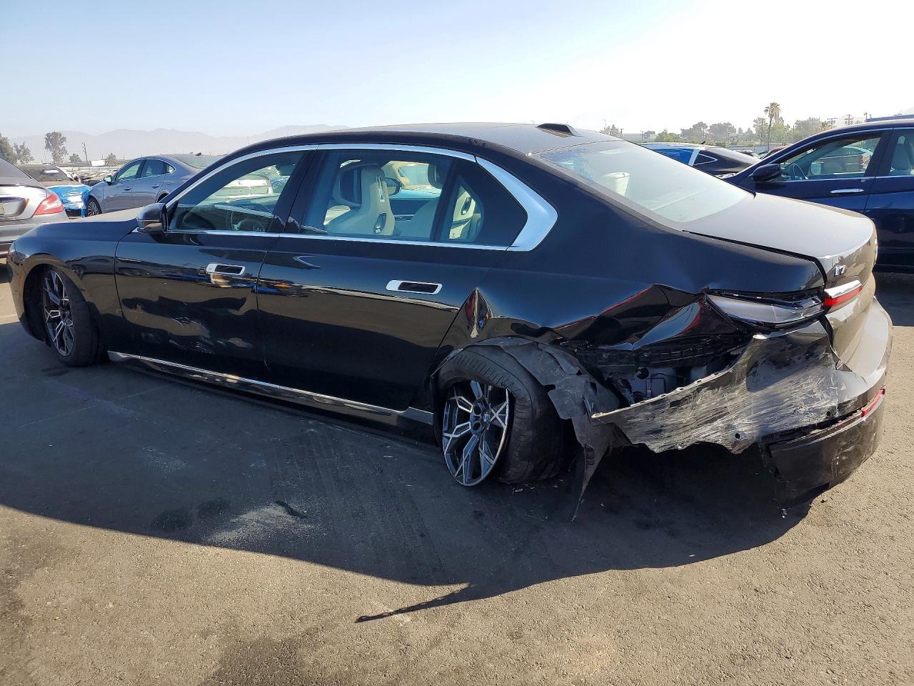 2024 BMW I7 Edrive50 - zdjęcie 2