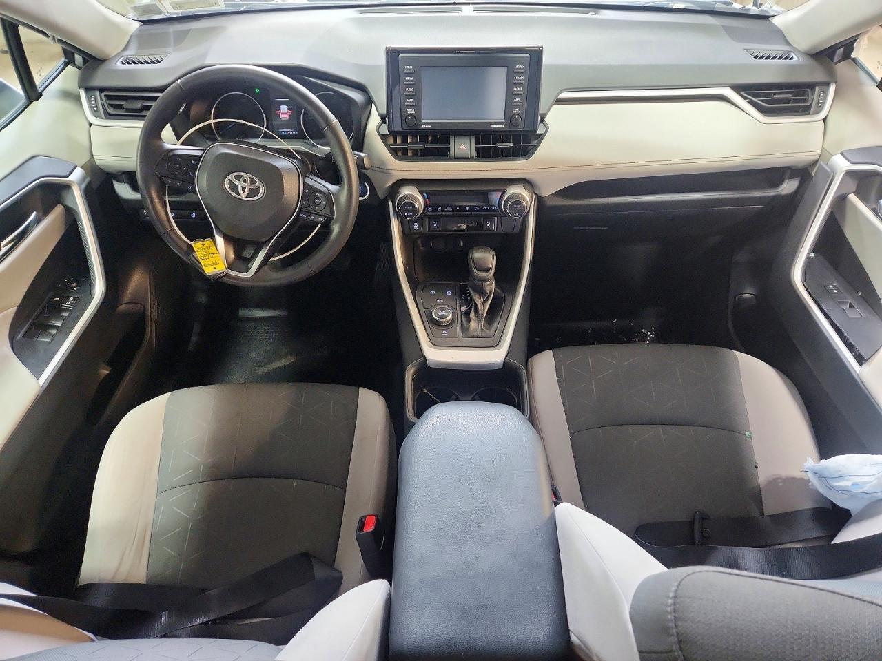 2021 Toyota Rav4 Hybrid Xle - zdjęcie 8