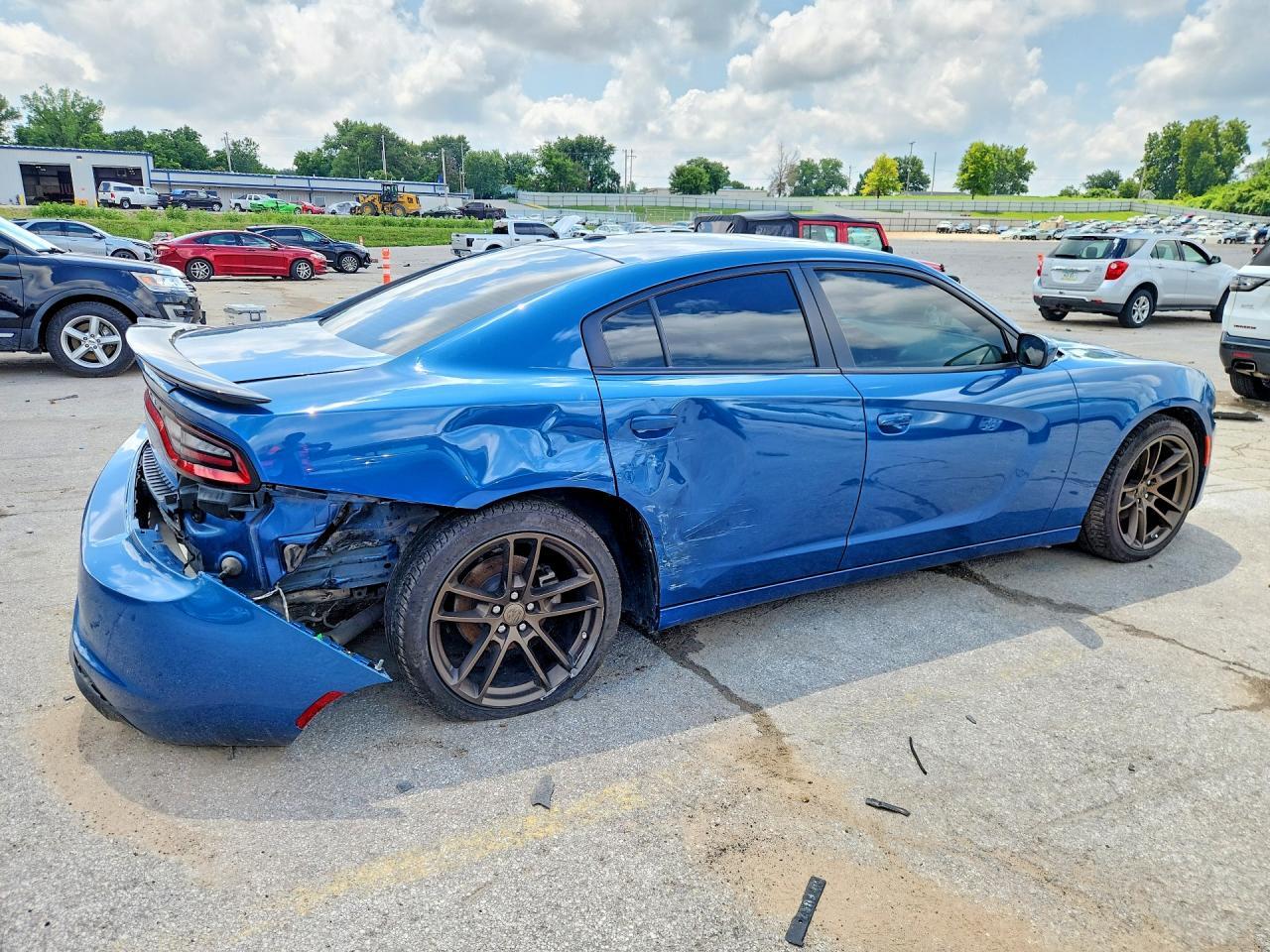 2022 Dodge Charger Sxt - zdjęcie 3