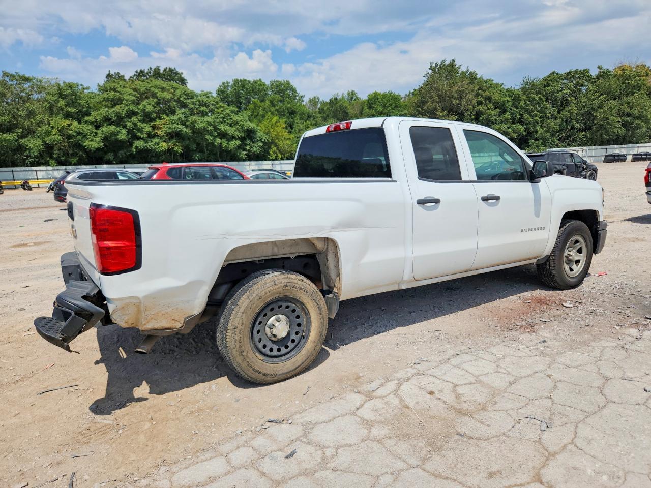2015 Chevrolet Silverado C1500 - zdjęcie 3