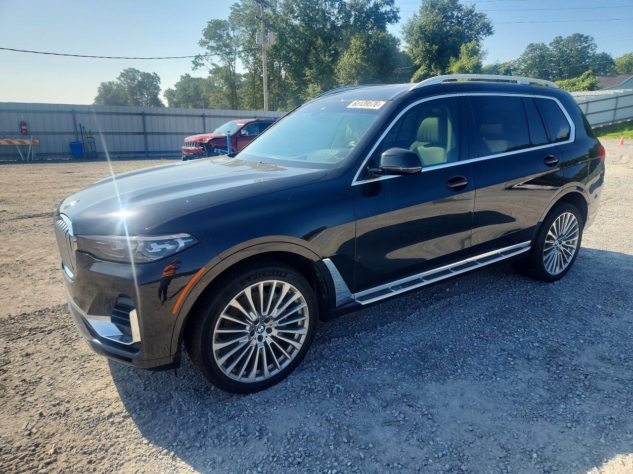 2019 BMW X7 xDrive40I - zdjęcie główne