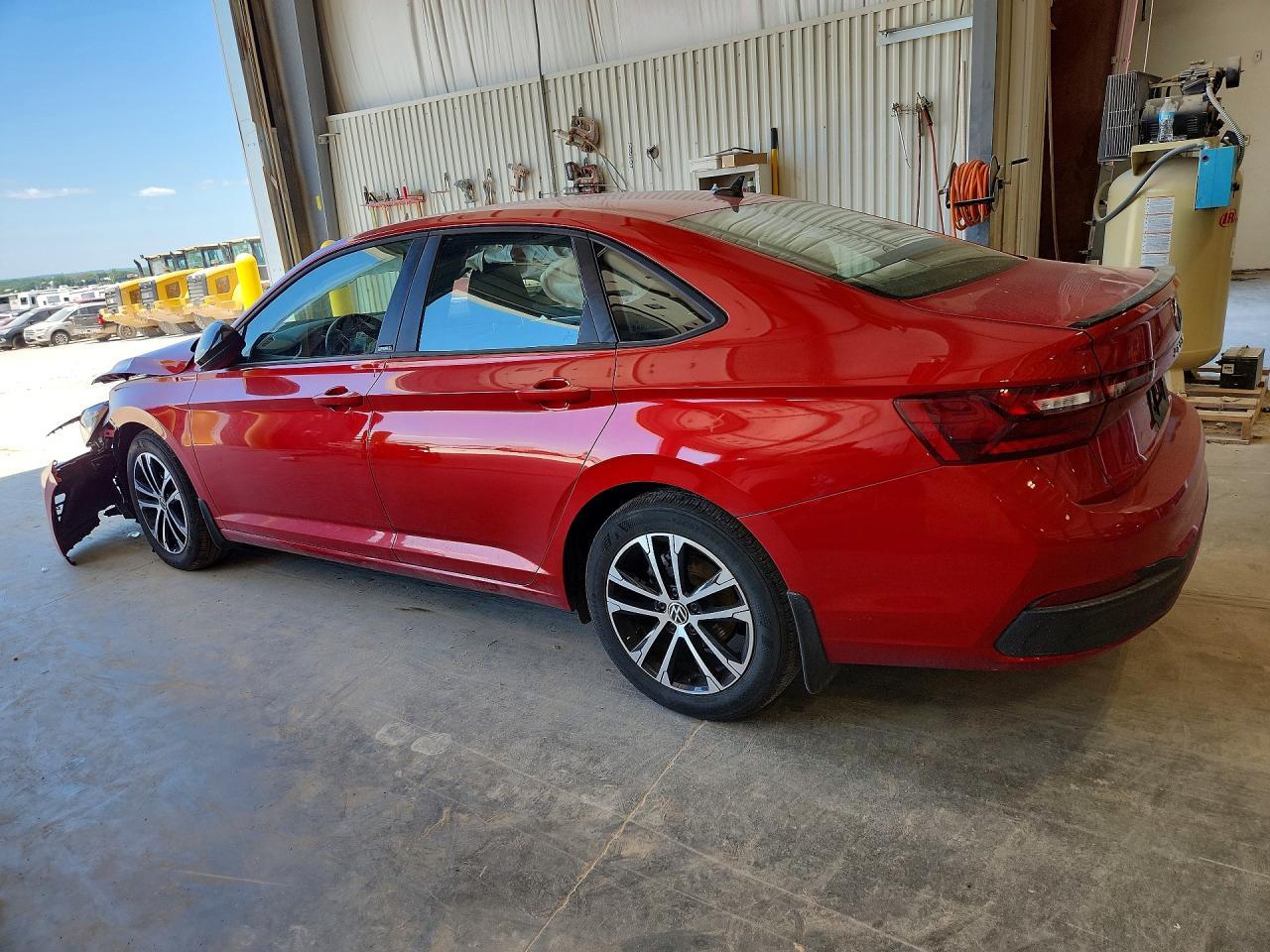 2025 Volkswagen Jetta - zdjęcie 2