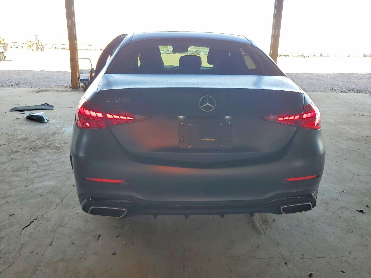 2025 Mercedes-Benz C 300 - zdjęcie 6
