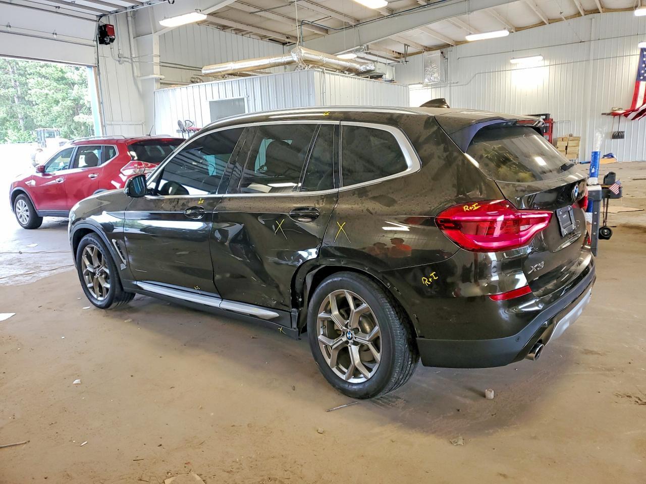 2020 BMW X3 xDrive30I - zdjęcie 2