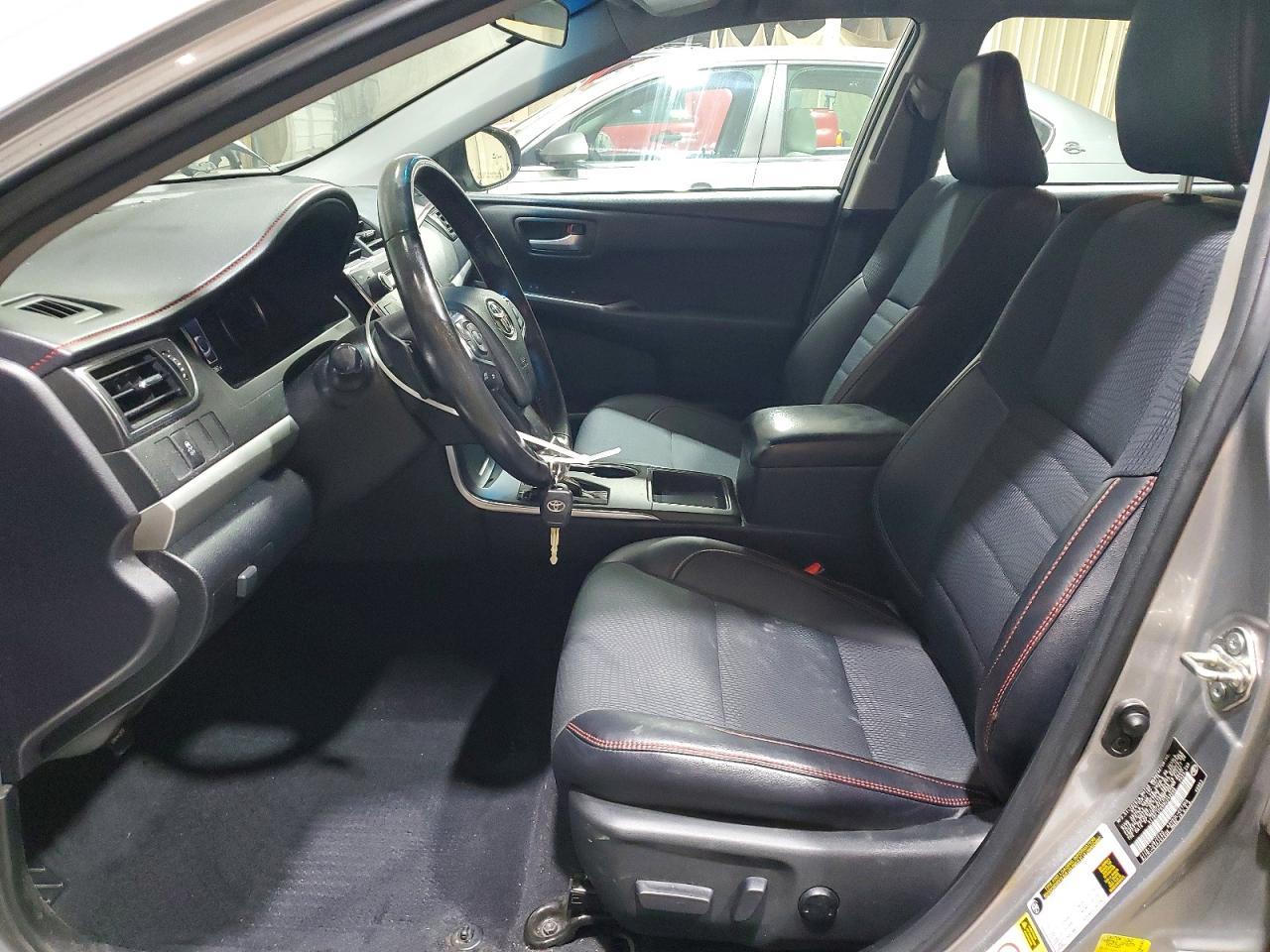 2017 Toyota Camry Se - zdjęcie 7