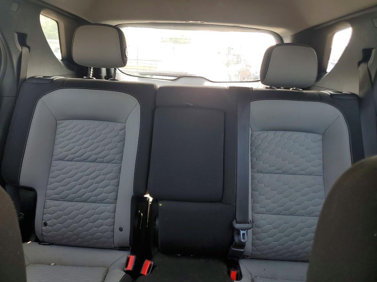 2018 Chevrolet Equinox Ls - zdjęcie 10
