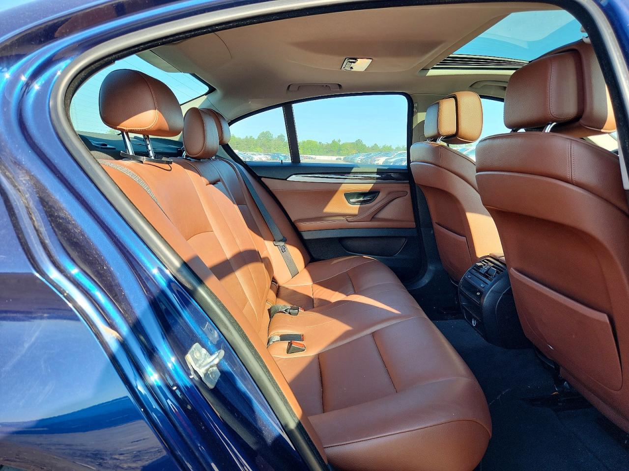 2013 BMW 528 Xi - zdjęcie 10
