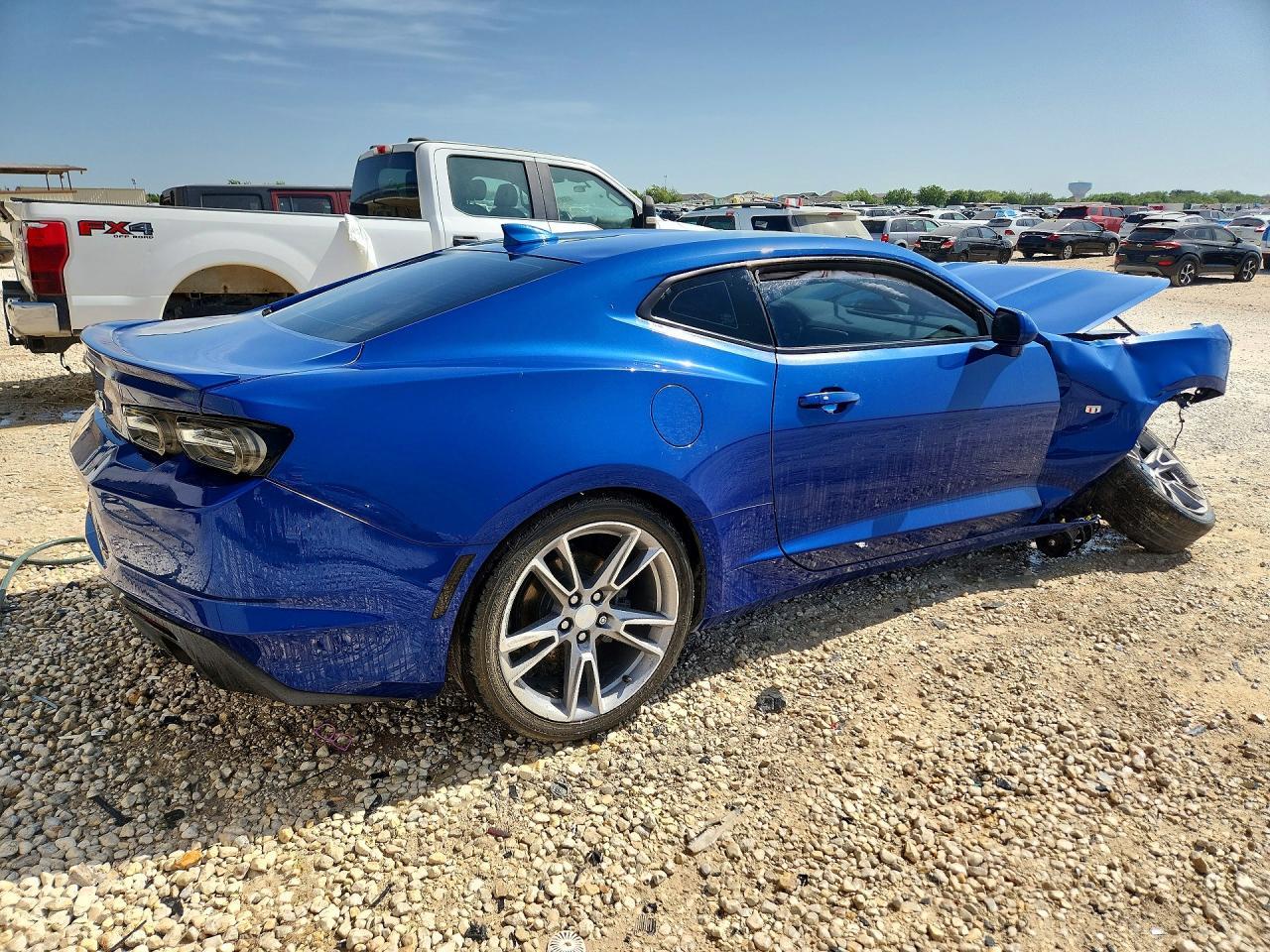 2020 Chevrolet Camaro Ls - zdjęcie 3