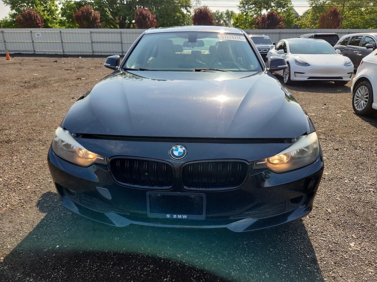 2015 BMW 320 I xDrive - zdjęcie 5