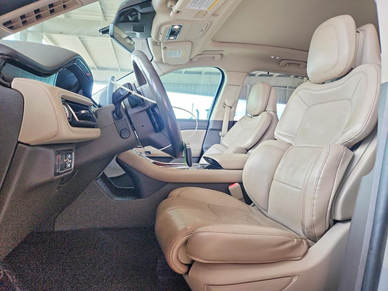 2020 Lincoln Aviator Reserve - zdjęcie 7