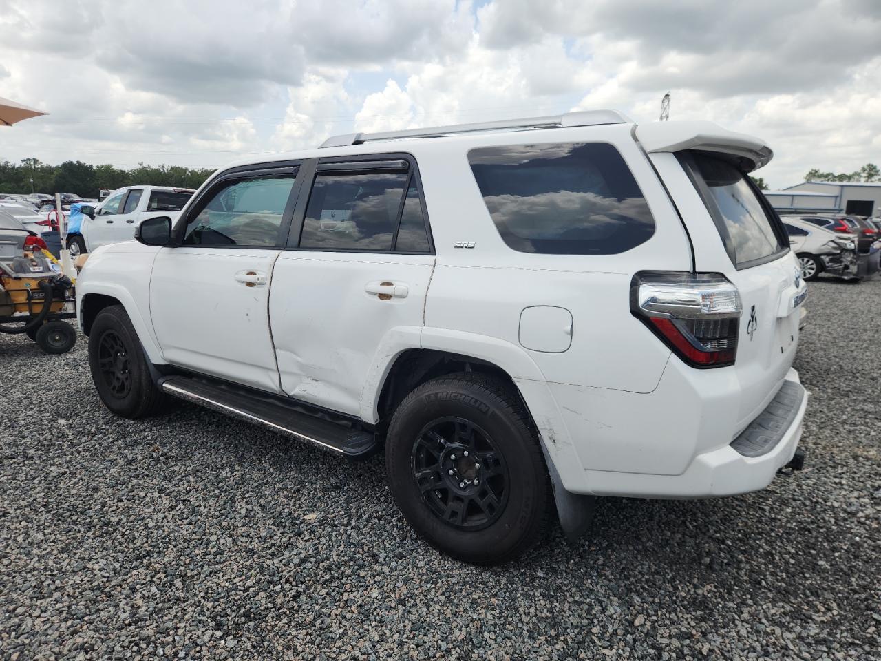 2014 Toyota 4Runner Sr5 - zdjęcie 2