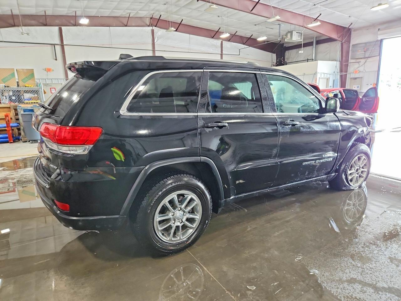 2018 Jeep Grand Cherokee Laredo - zdjęcie 3