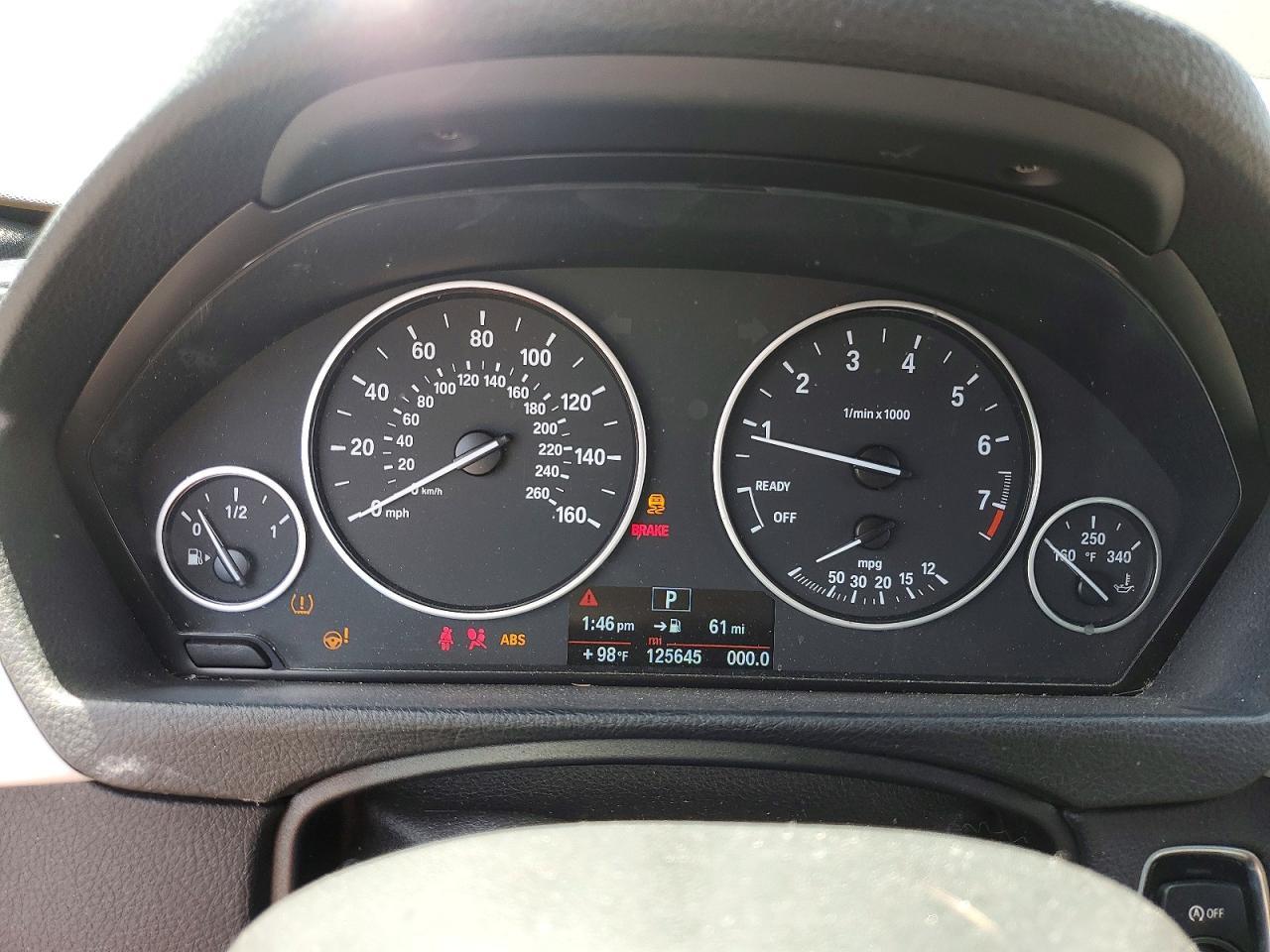2014 BMW 320 I - zdjęcie 9