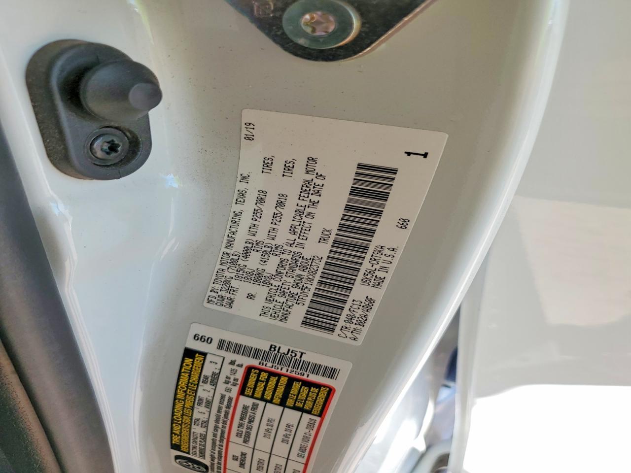 2019 Toyota Tundra Sr5 - zdjęcie 13