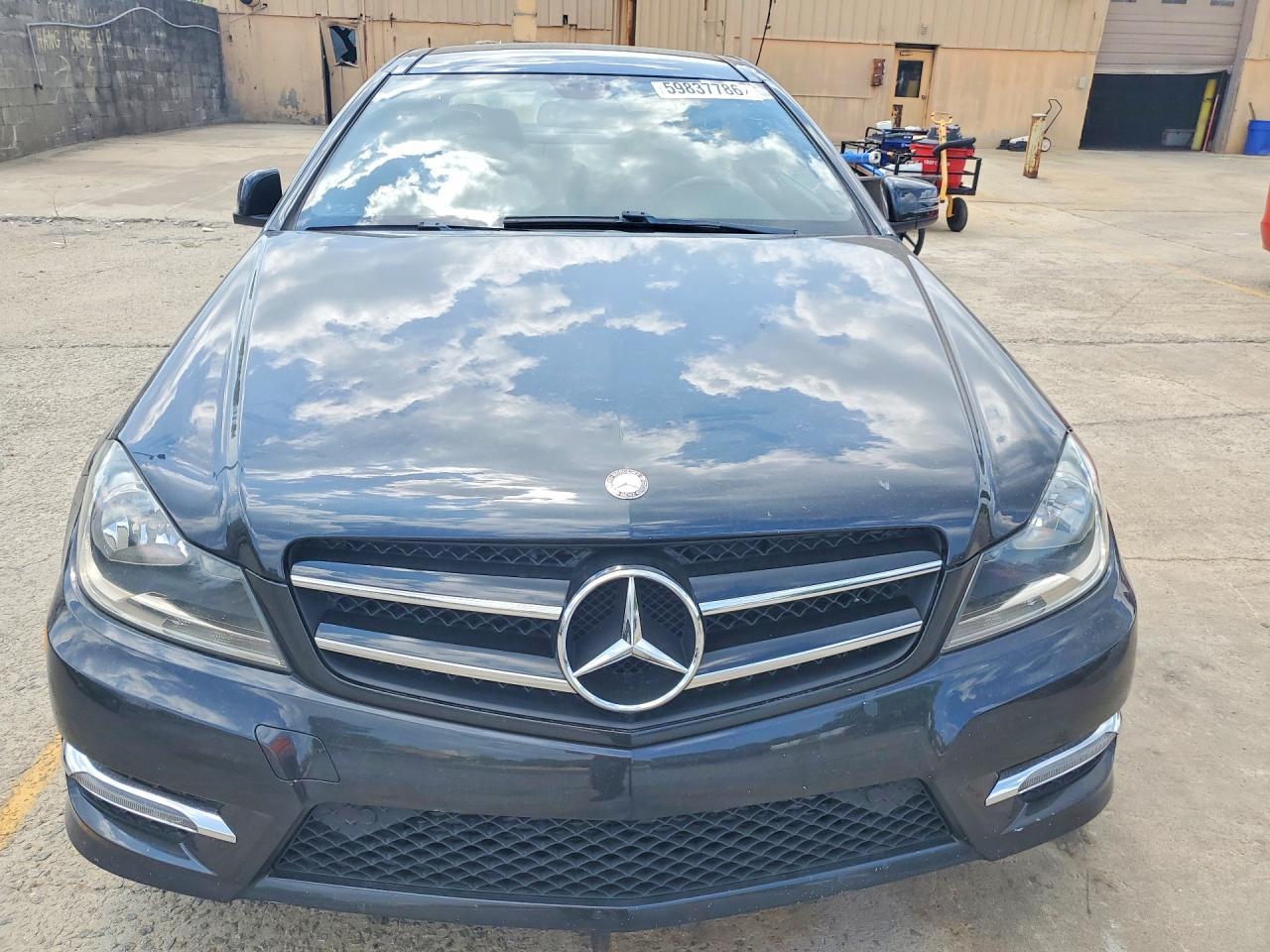 2015 Mercedes-Benz C 250 - zdjęcie 5
