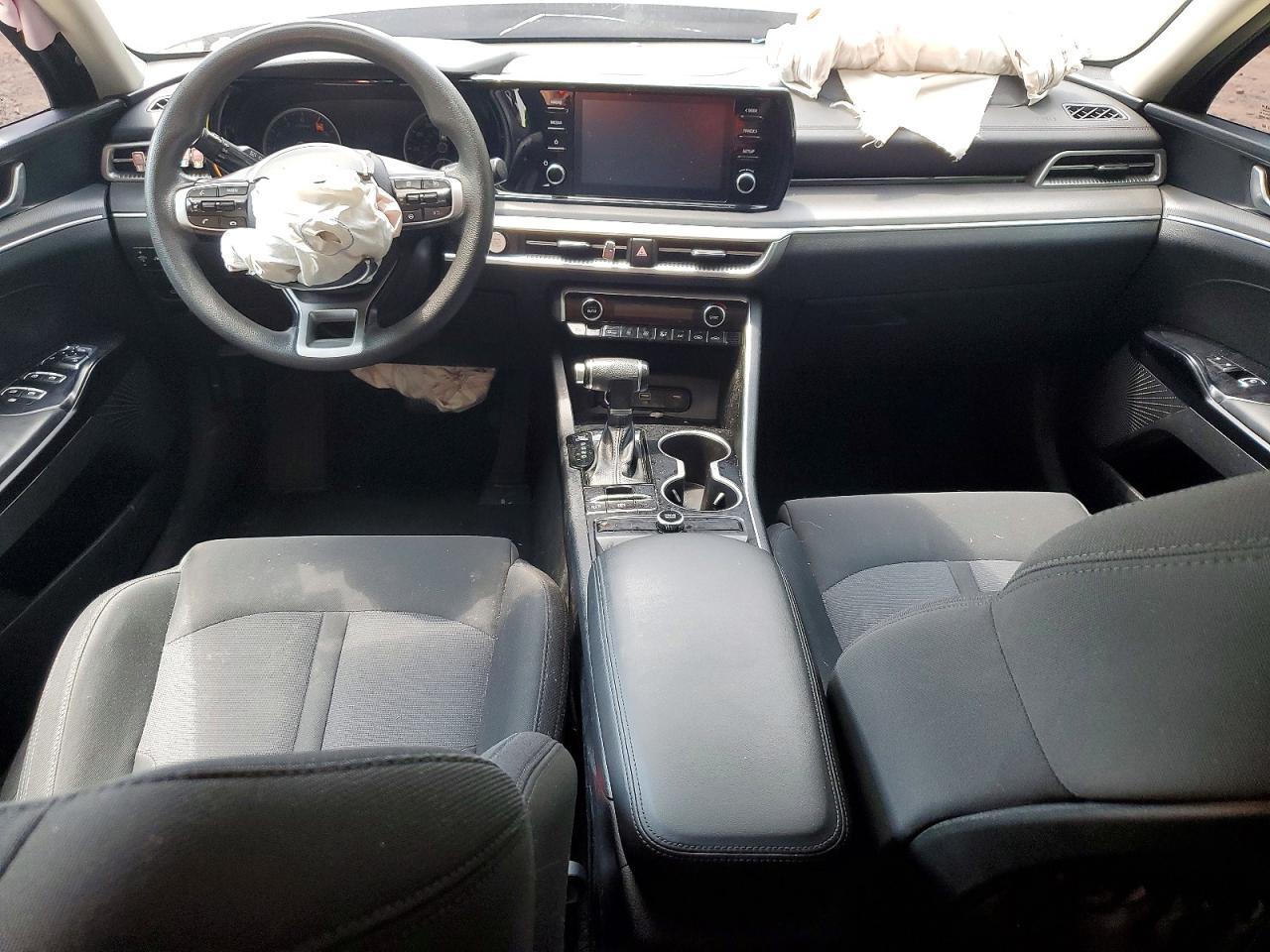 2022 Kia K5 Lxs - zdjęcie 8