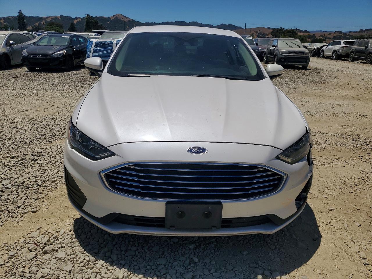 2020 Ford Fusion Se - zdjęcie 5