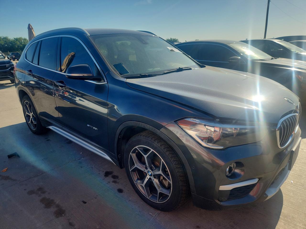 2017 BMW X1 Sdrive28I - zdjęcie 4