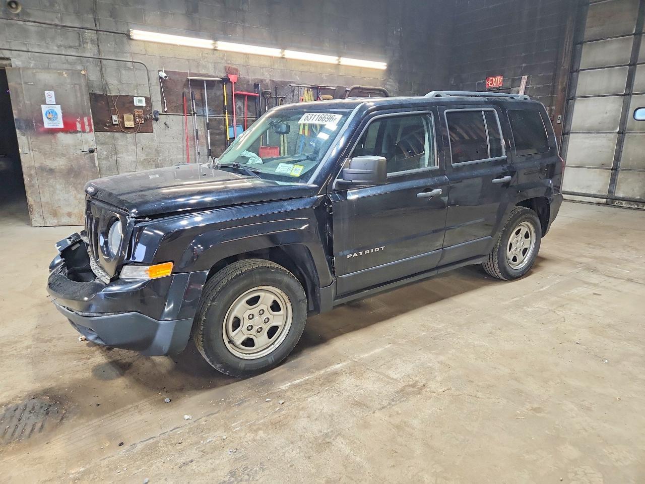2016 Jeep Patriot Sport - zdjęcie główne
