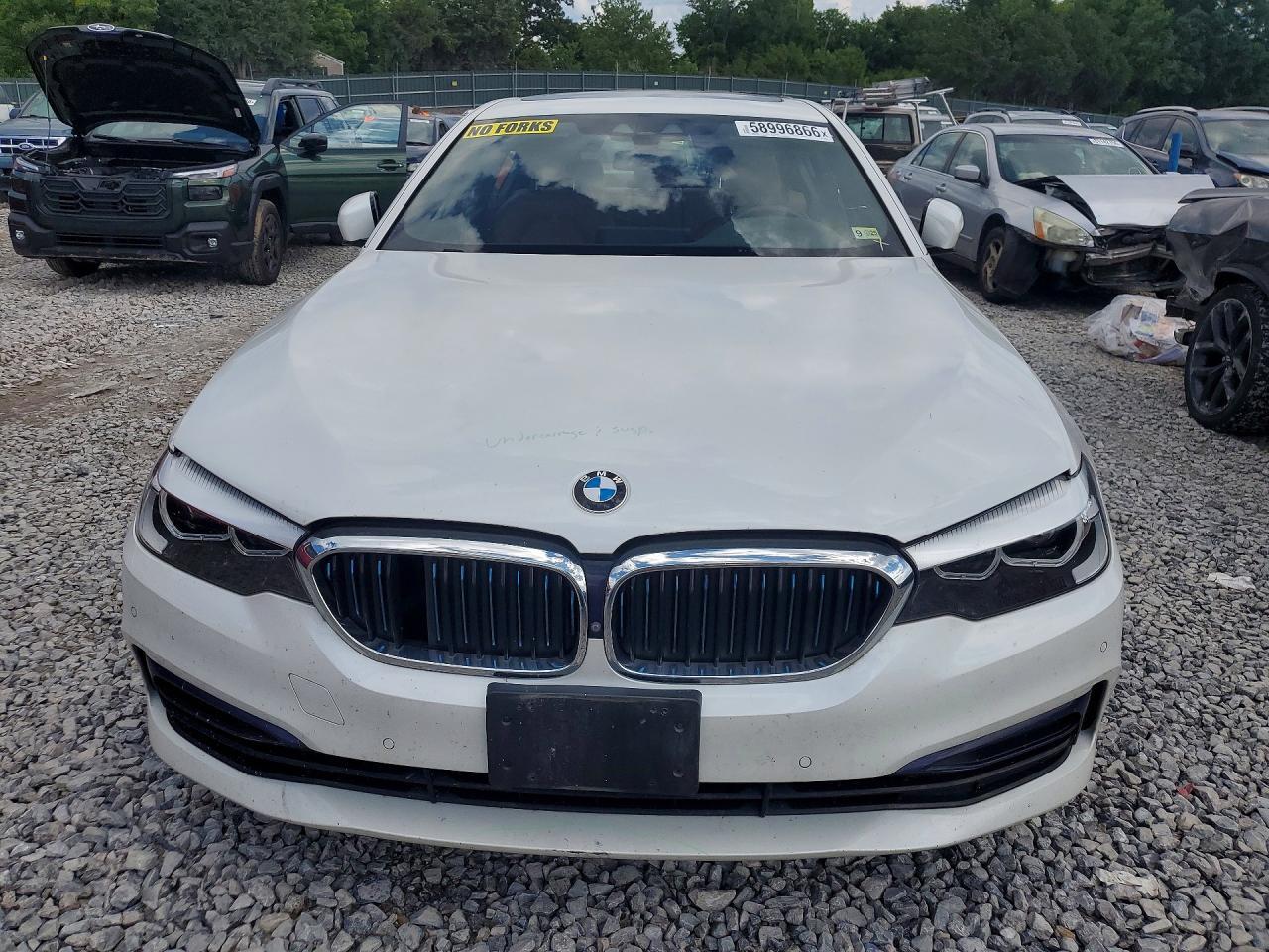 2019 BMW 530E - zdjęcie 5