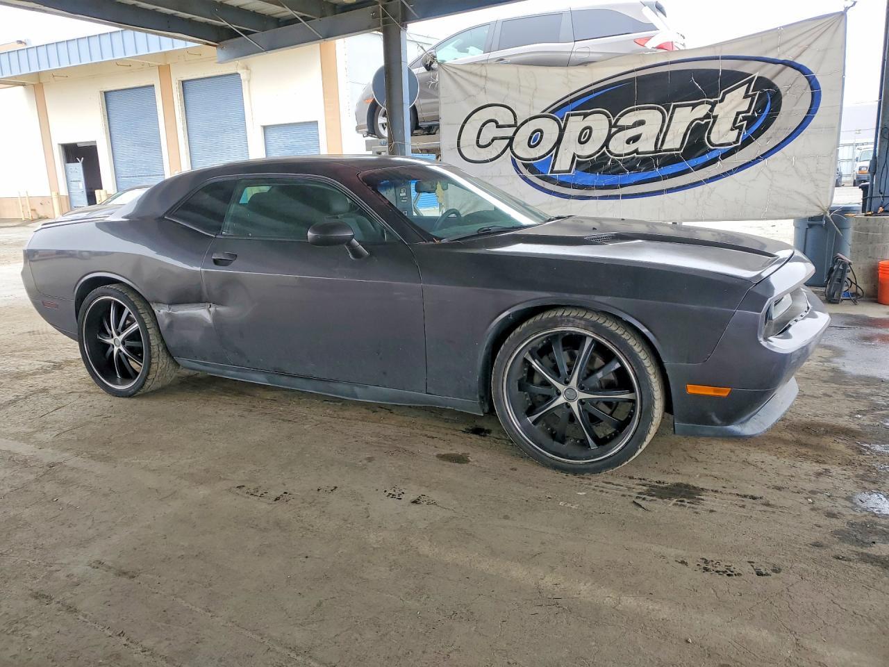 2013 Dodge Challenger Sxt - zdjęcie 4