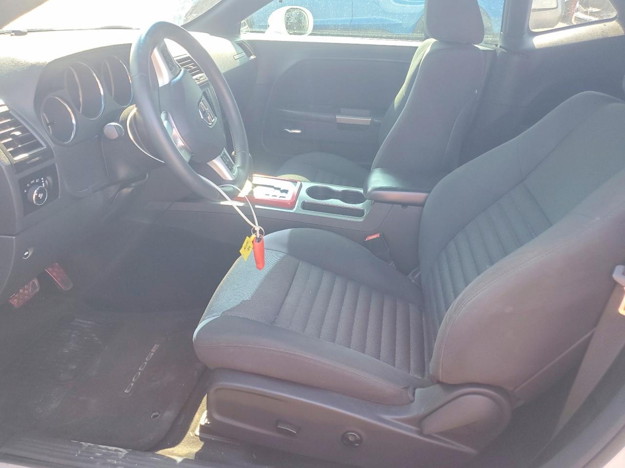 2014 Dodge Challenger R/T - zdjęcie 7