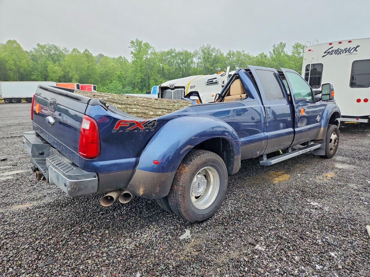 2015 Ford F350 Super Duty - zdjęcie 3