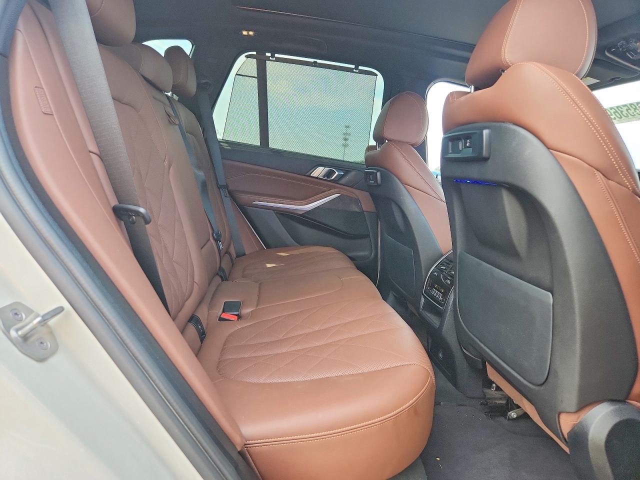 2023 BMW X5 xDrive40I - zdjęcie 11
