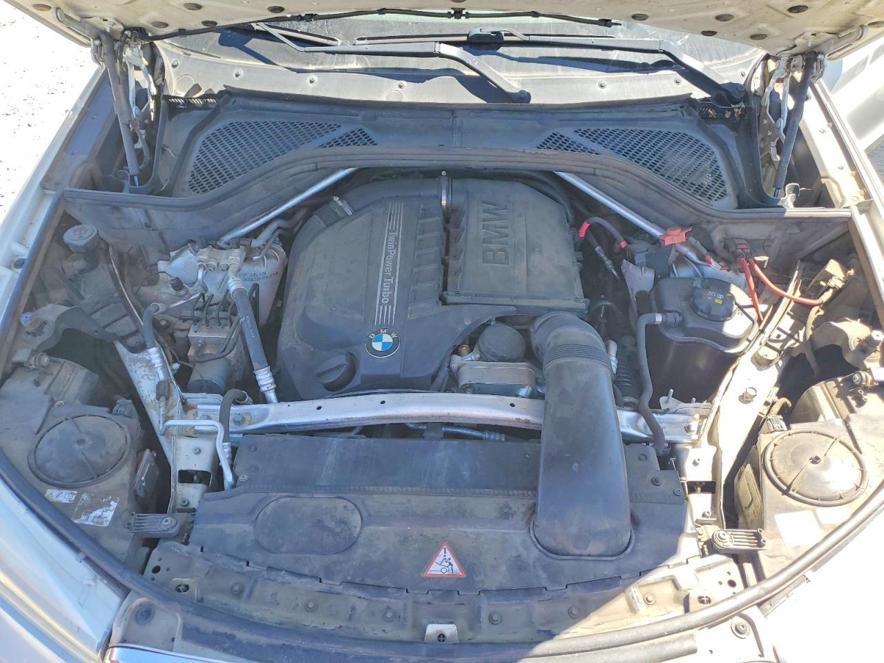 2015 BMW X5 xDrive35I - zdjęcie 12
