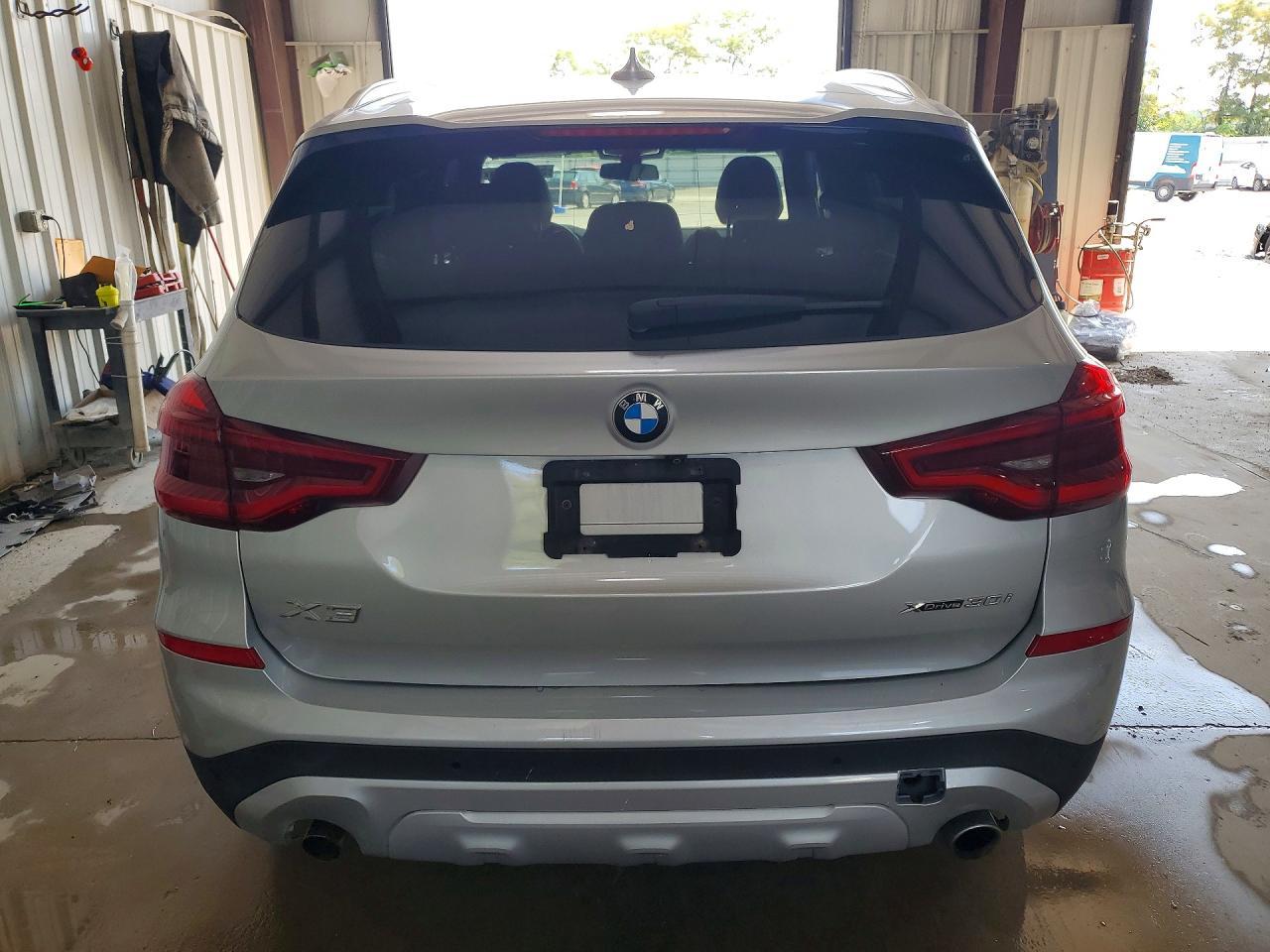 2020 BMW X3 xDrive30I - zdjęcie 6