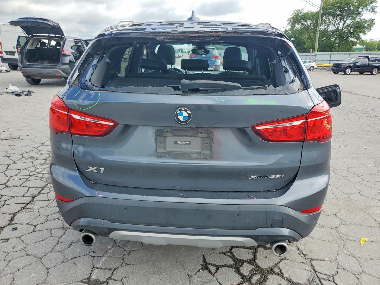 2020 BMW X1 xDrive28I - zdjęcie 6