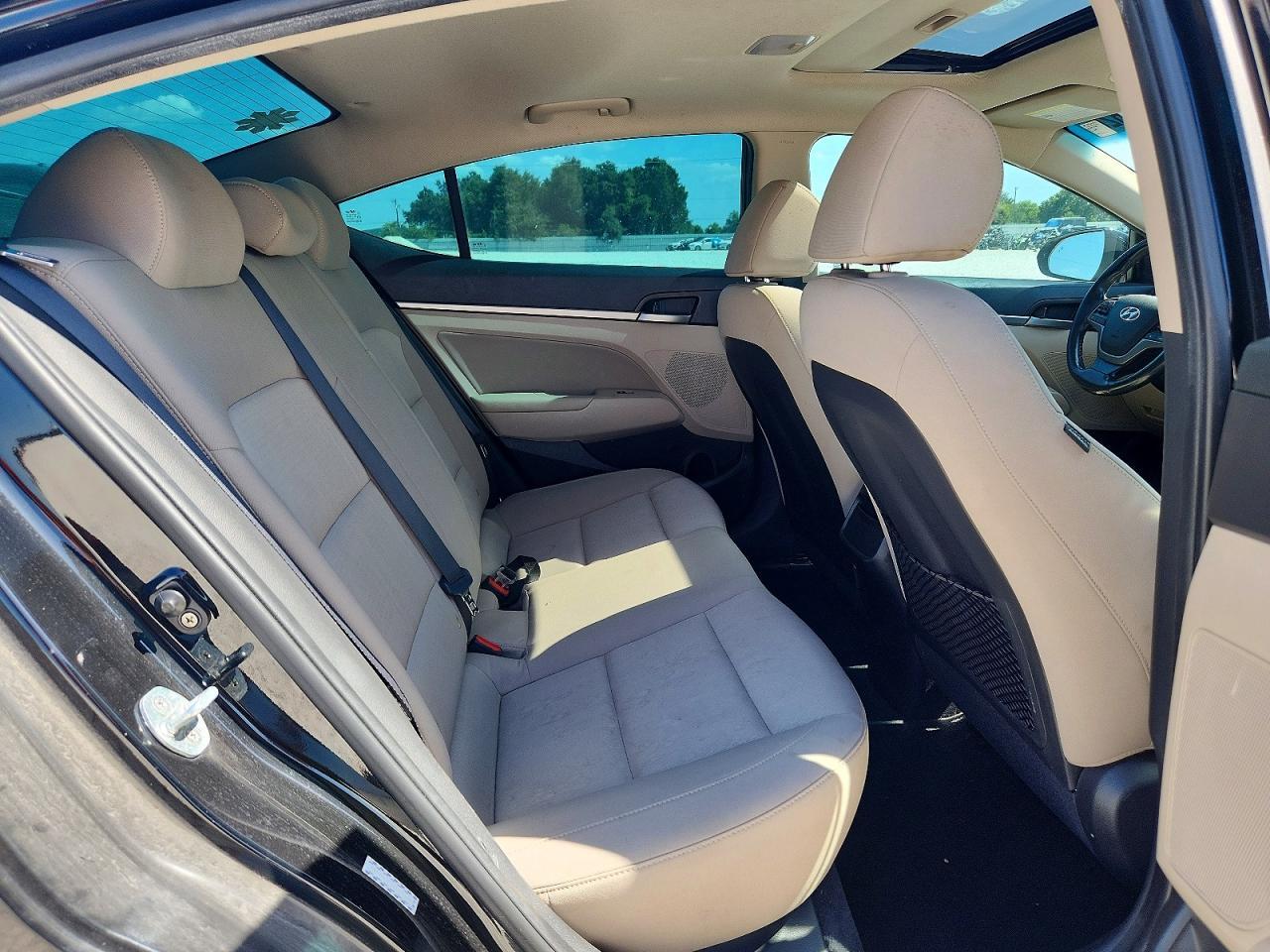 2018 Hyundai Elantra Value Edition - zdjęcie 10