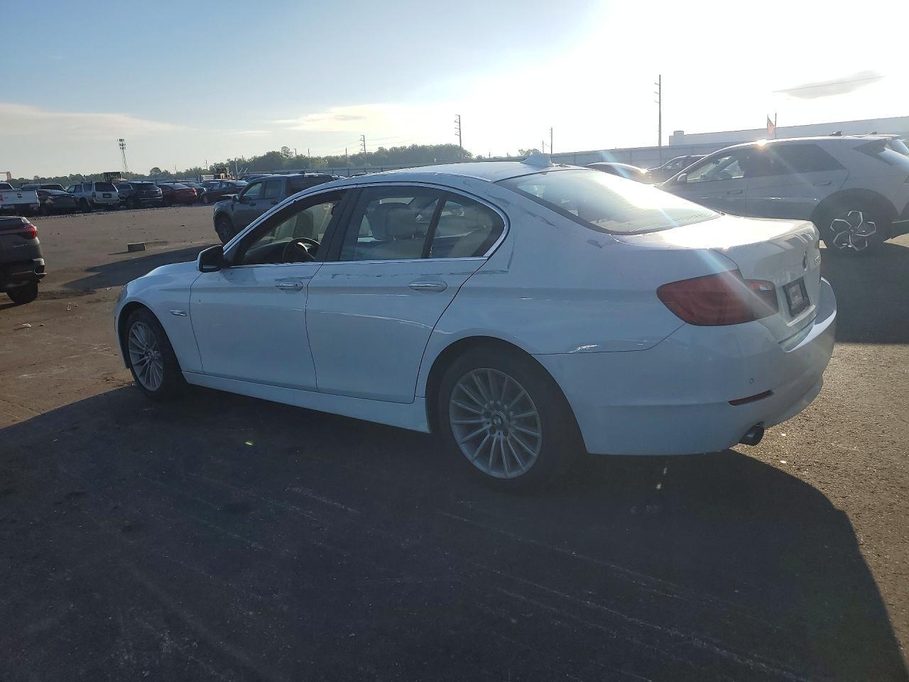 2013 BMW 535 I - zdjęcie 2