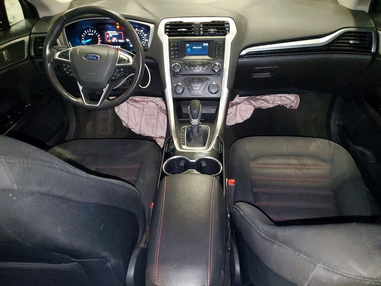 2015 Ford Fusion Se - zdjęcie 8