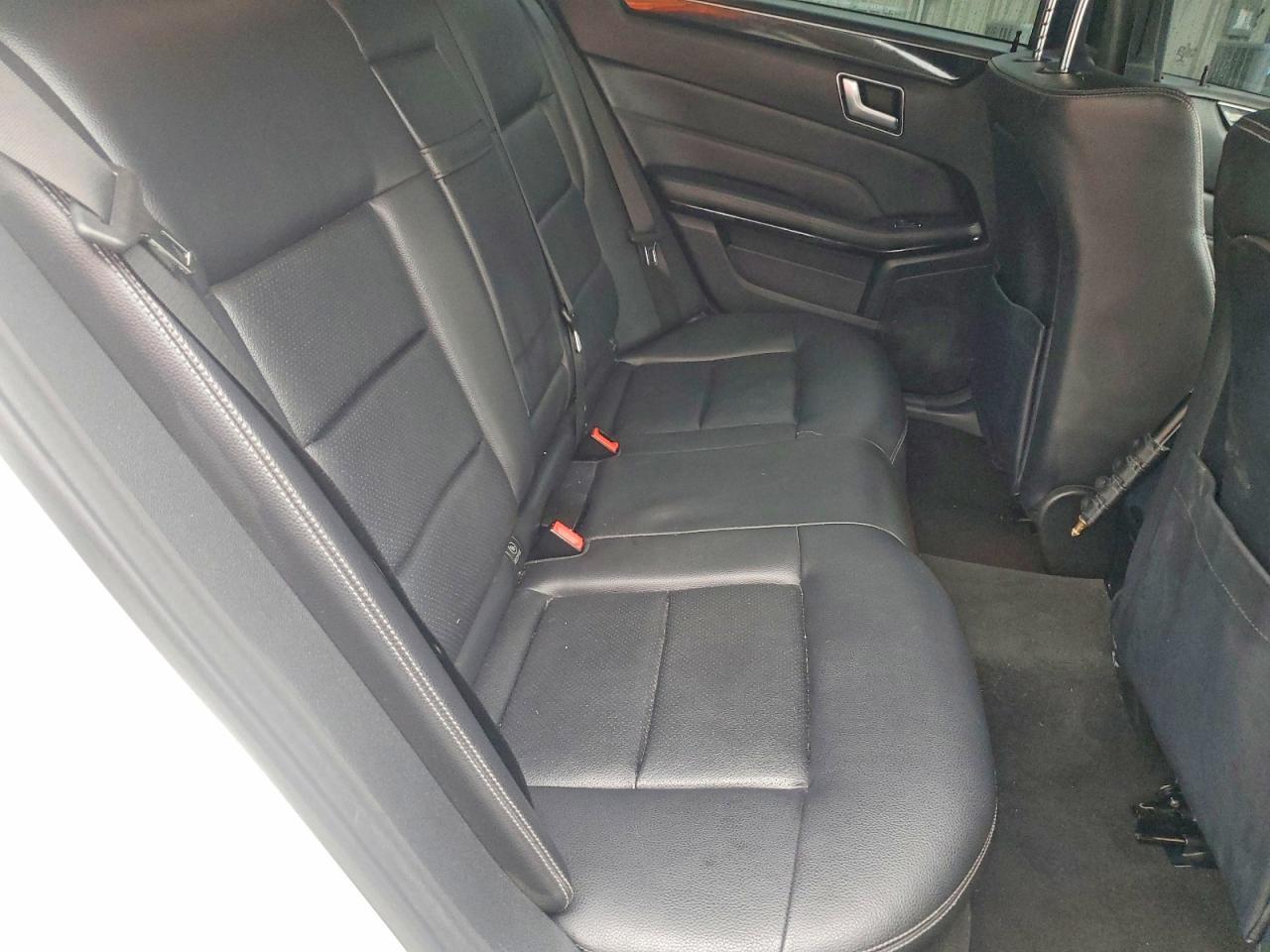 2014 Mercedes-Benz E 350 4Matic - zdjęcie 10