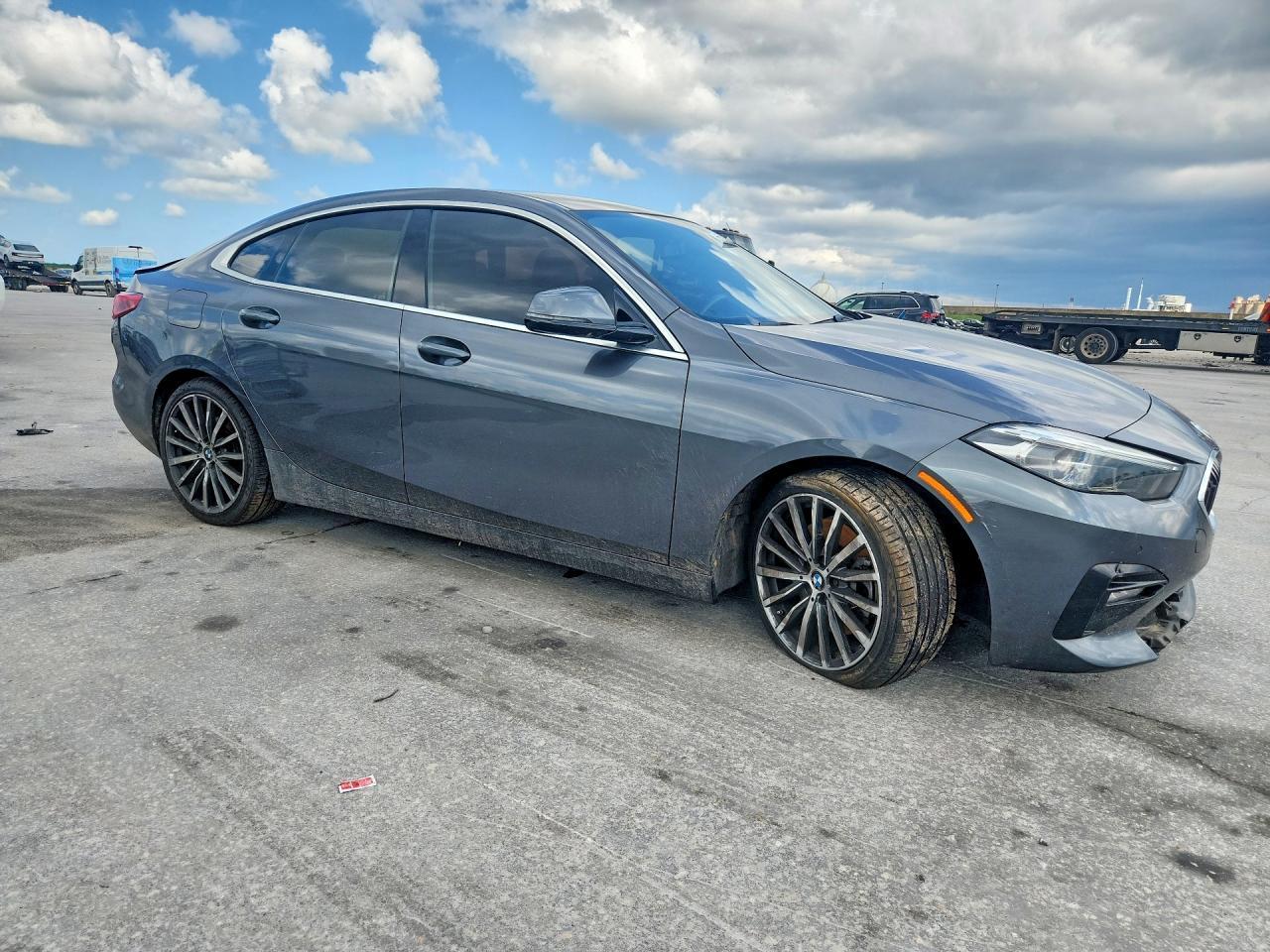 2021 BMW 228I - zdjęcie 4