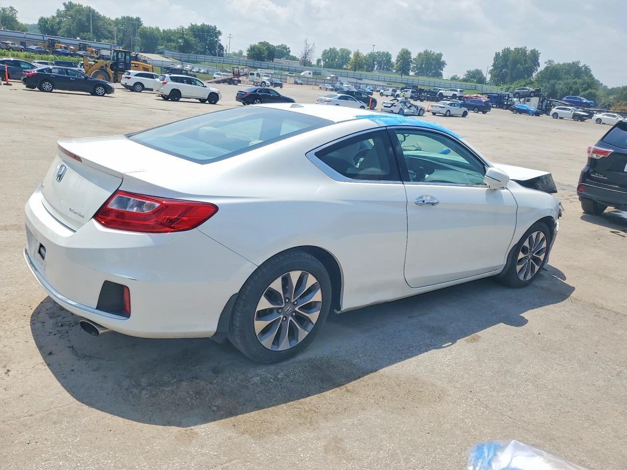 Honda Accord - zdjęcie 3