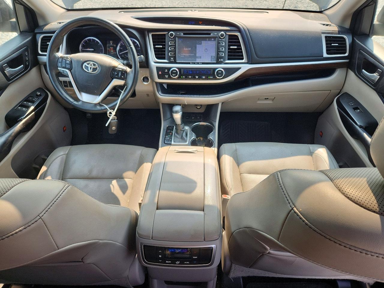 2016 Toyota Highlander Limited - zdjęcie 8