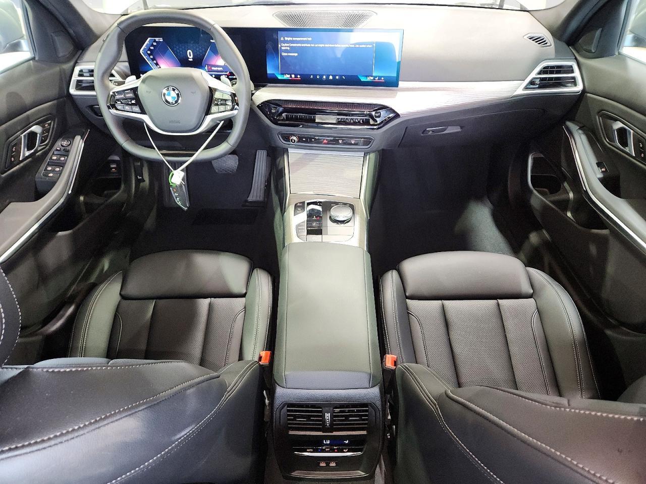2026 BMW Seria 3 330i - zdjęcie 8